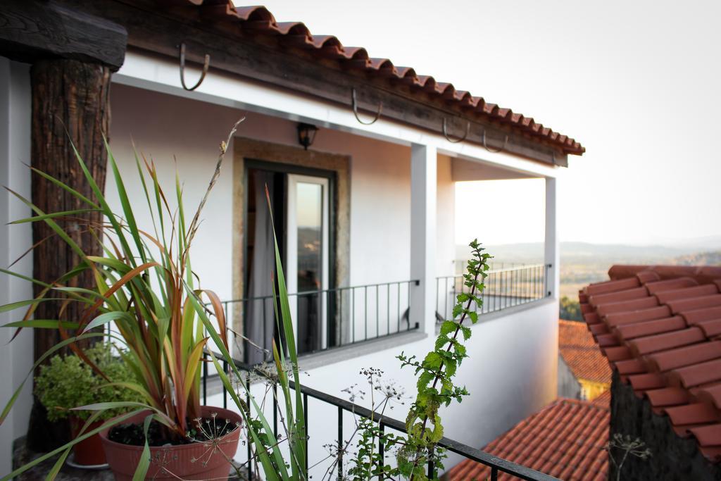 Gasthaus Casa Pires Mateus Monsanto Exterior foto