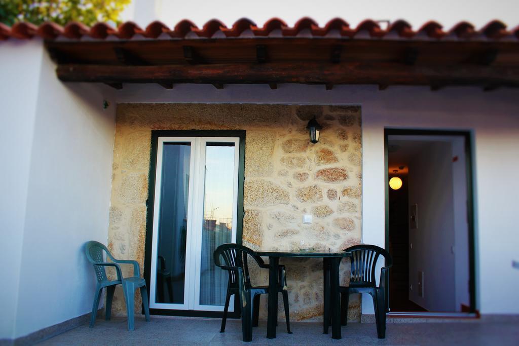 Gasthaus Casa Pires Mateus Monsanto Exterior foto